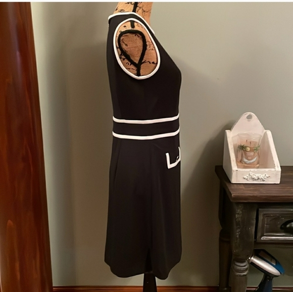 Nwt KARL LAGERFELD PARIS contrast dress - Picture 9 of 14